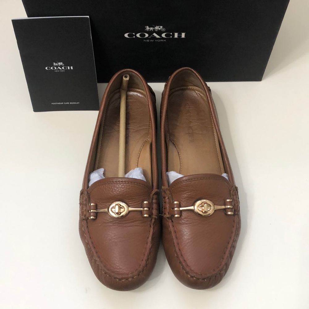 ✨COACH✨ Arlene Pebble Grain Leather Saddle Loafers